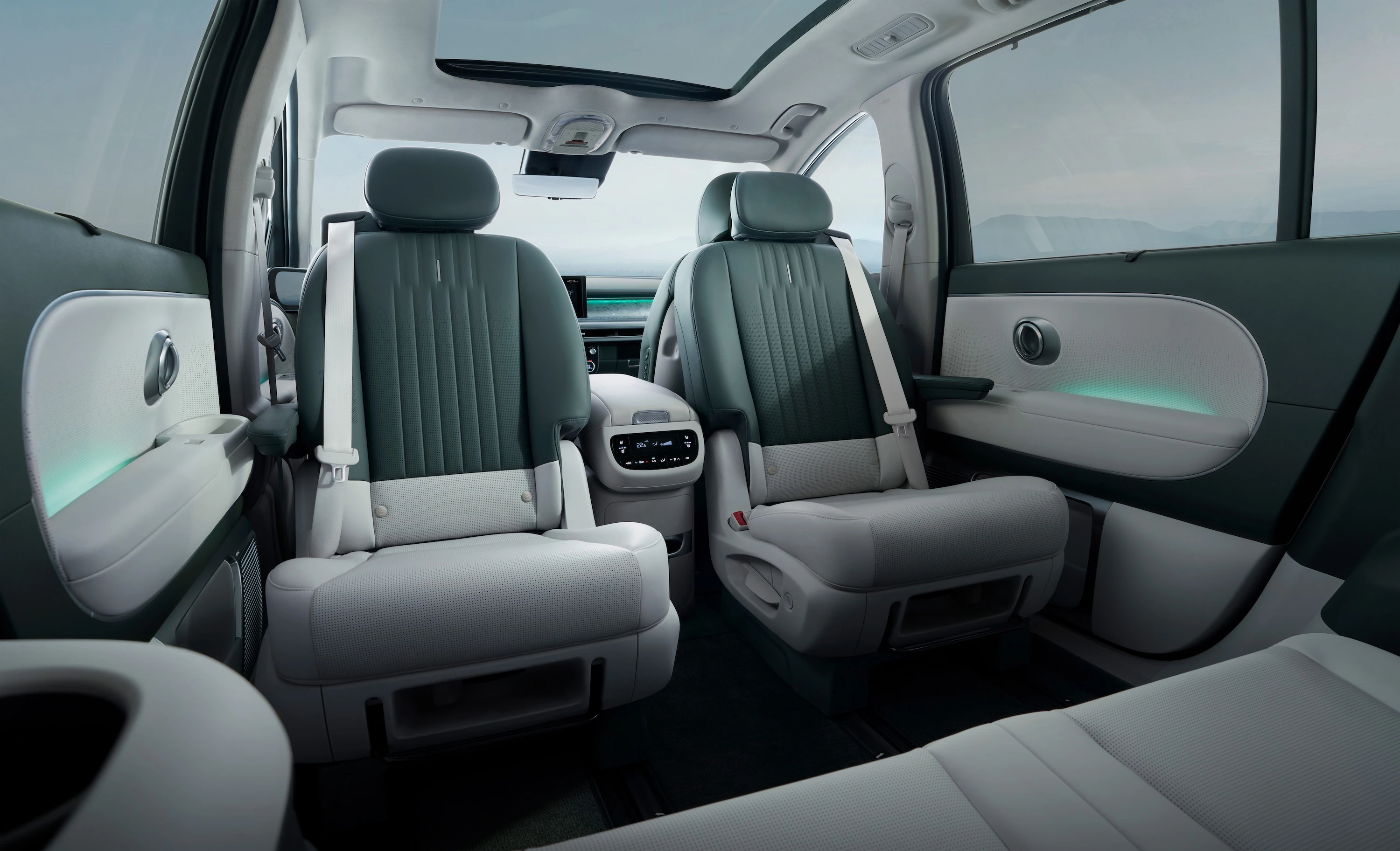 Hyundai IONIQ 9 Interior Swivel Seat EU 13